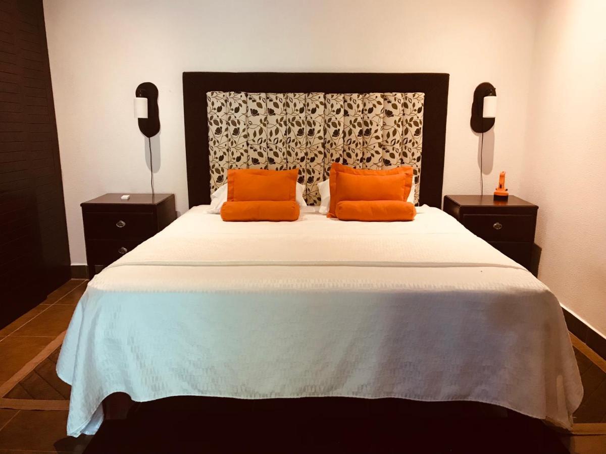 Cotton House De Labrador Bed & Breakfast Exterior foto
